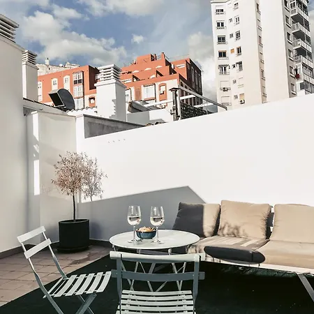 Centric Elegant & Private Terrace Lejlighed *