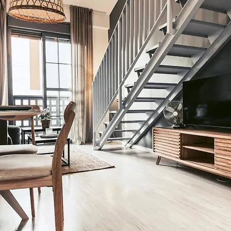 Centric Elegant & Private Terrace * מאלגה