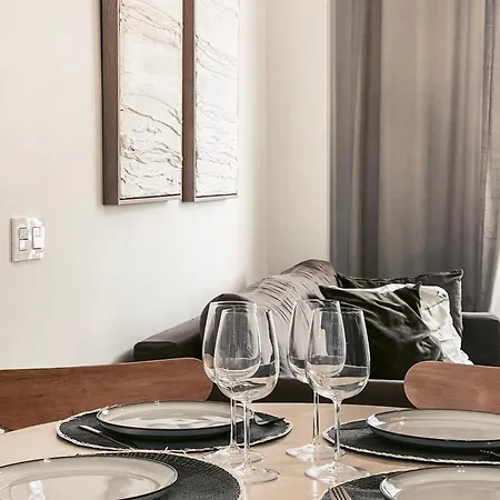 Centric Elegant & Private Terrace דירה מאלגה