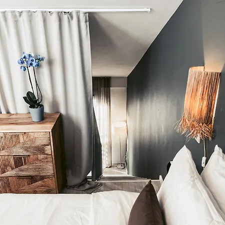 Centric Elegant & Private Terrace