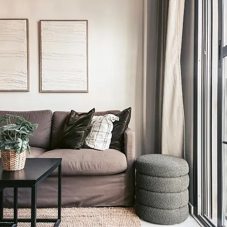 דירה Centric Elegant & Private Terrace