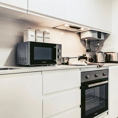 דירה Centric Elegant & Private Terrace